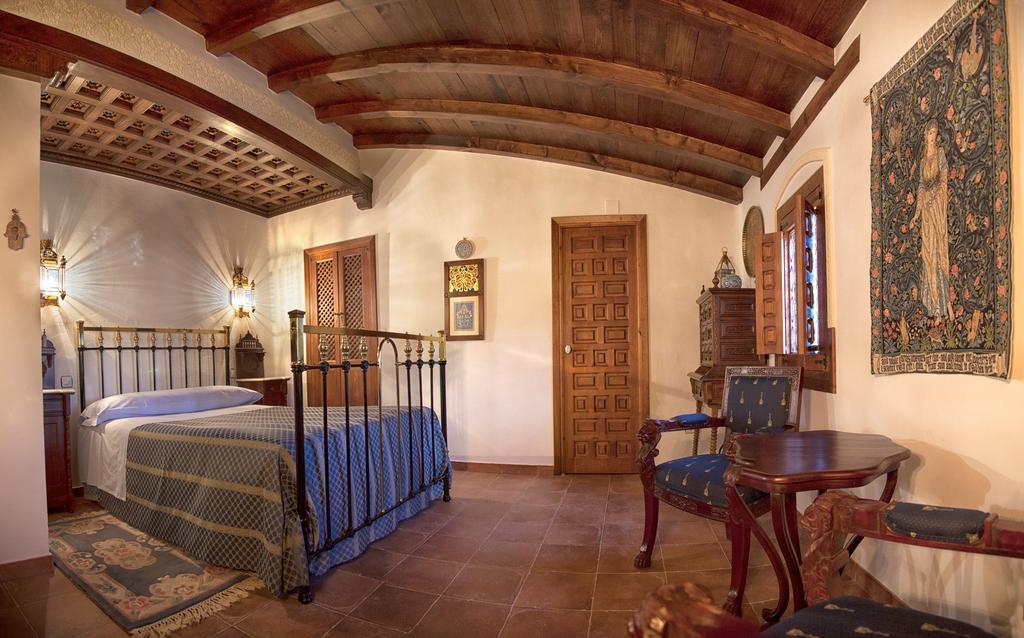 Hospederia Casa De La Torre Guest House El Toboso Ruang foto