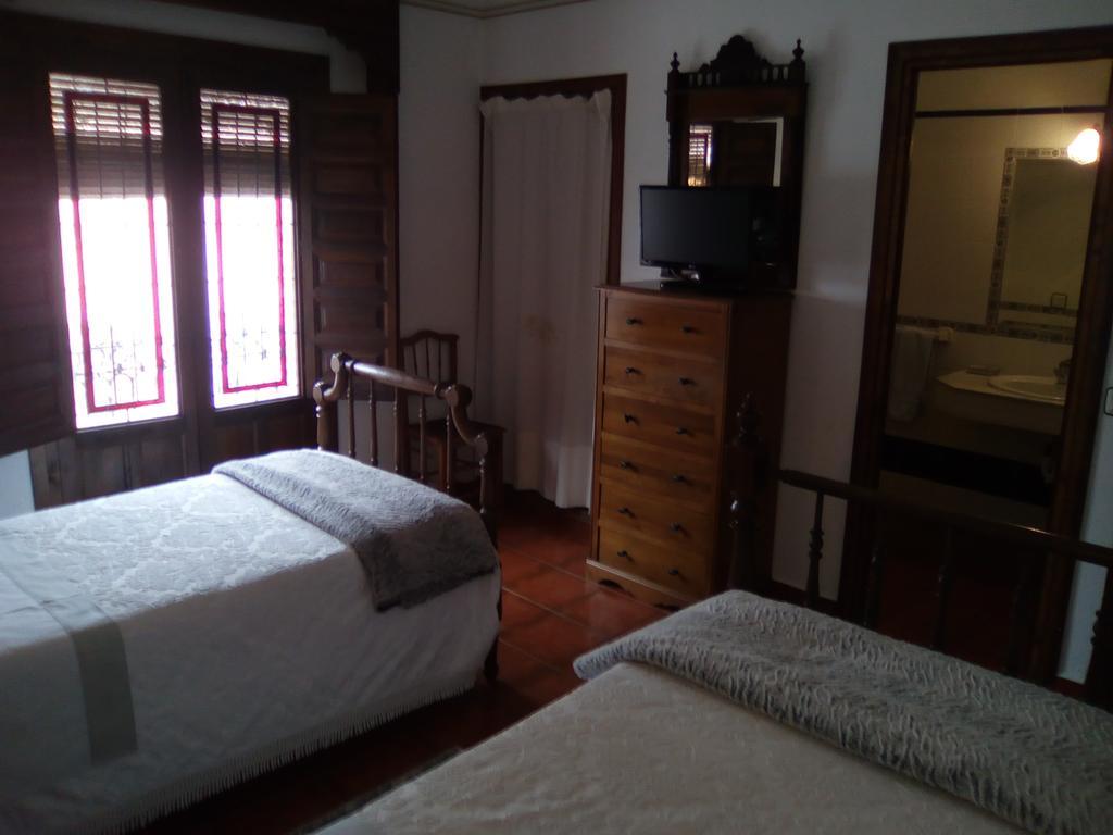 Hospederia Casa De La Torre Guest House El Toboso Bagian luar foto
